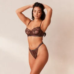 Hot Blossom Balcony BH & String Set - Brunette Mit Bügel|Balcony