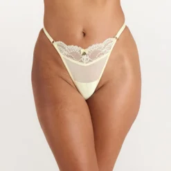 Hot Brianna G-String - Strings