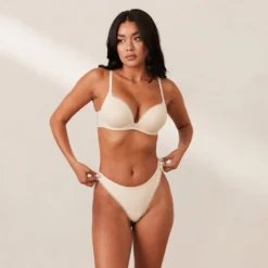 Outlet Comfort Push-Up T-shirt BH & String Set - Mit Bügel|Push-Up