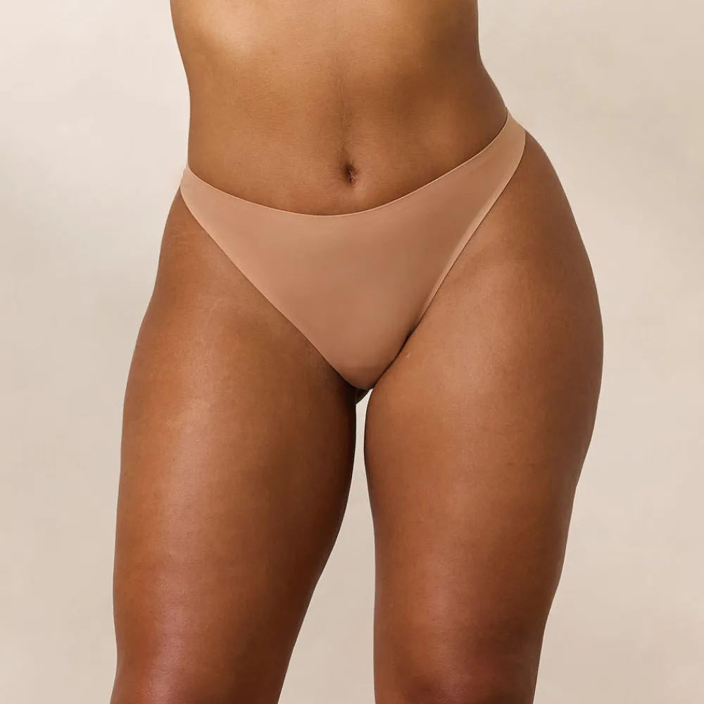 Hot Everyday Form String - Strings