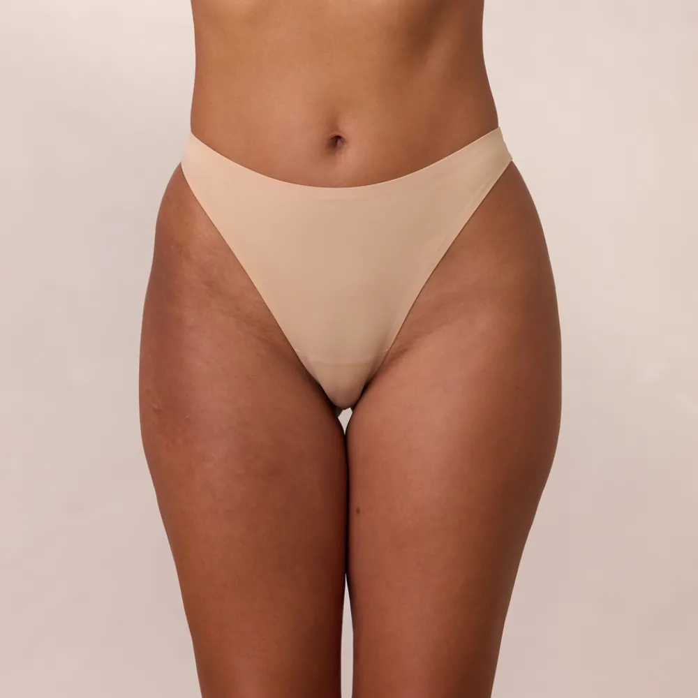 Hot Everyday Form String - Strings