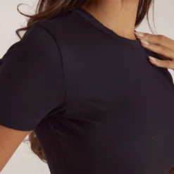 Sale Klassisches, tailliertes Top - T-Shirts Und Oberteile