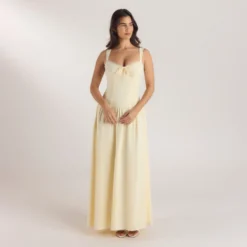 Outlet Maxikleid mit Niedriger Taille - Kleider Und Röcke