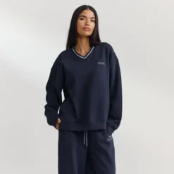 Outlet V-Neck Pullover - Hoodies Und Sweatshirts