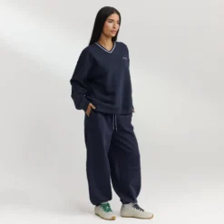 Outlet V-Neck Pullover - Hoodies Und Sweatshirts